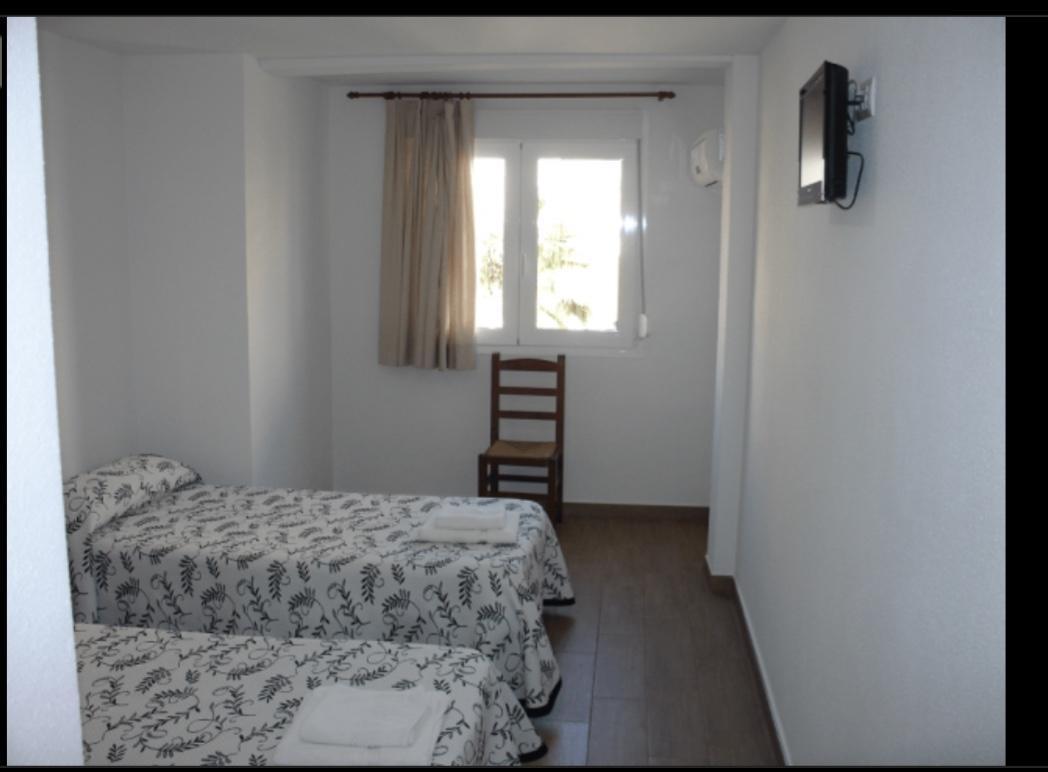 Habitacions Casa Roberto أونتينينت المظهر الخارجي الصورة
